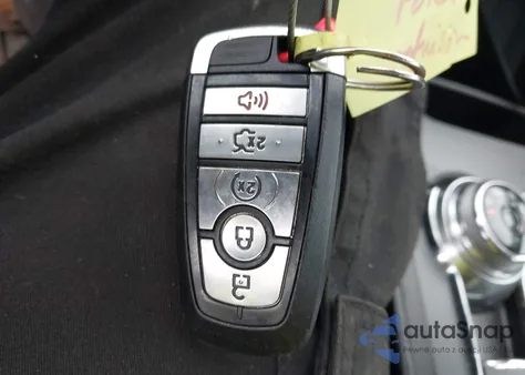 2020 Ford Fusion Titanium z USA, uszkodzony, nr VIN 3FA6P0D99LR117245